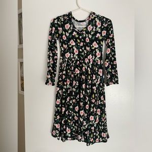 Euc Posh Peanut Little girls/Toddler dress black with pink roses size 4T